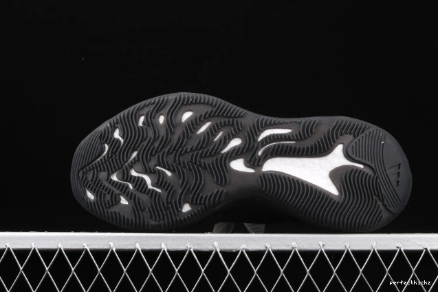 380 Black Adidas Boost FB7876 Yeezy 0715